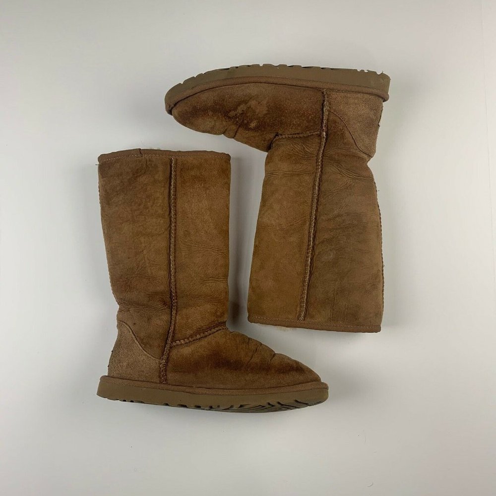 Womens UGG Classic Tall Tan Boots Size 6